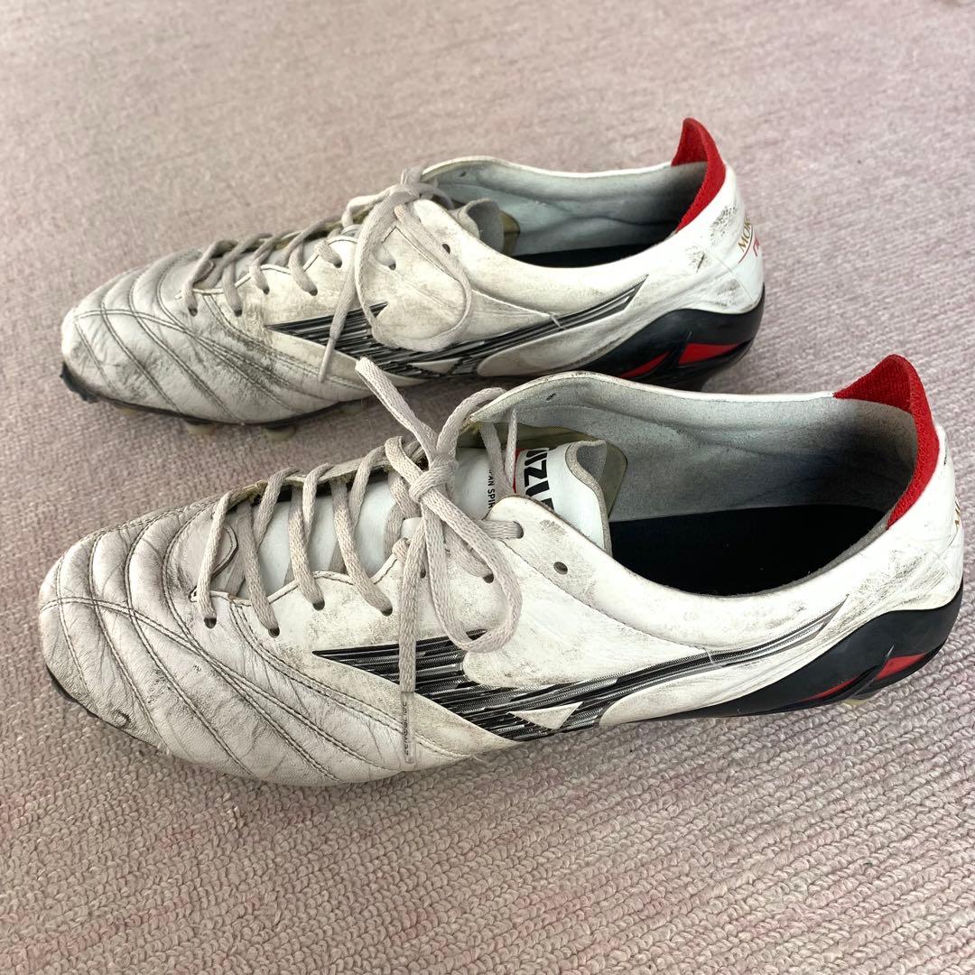 モレリアネオ4 サッカーシューズ・スパイク 27.0cm ホワイト/レッド