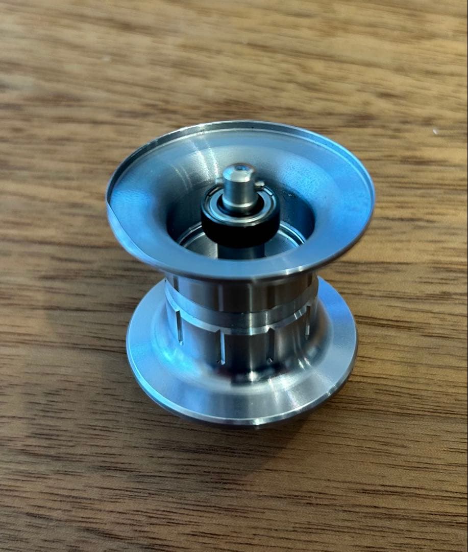 ダイワ ジリオン TW 1516 SH 7.3:1 右ハンドル