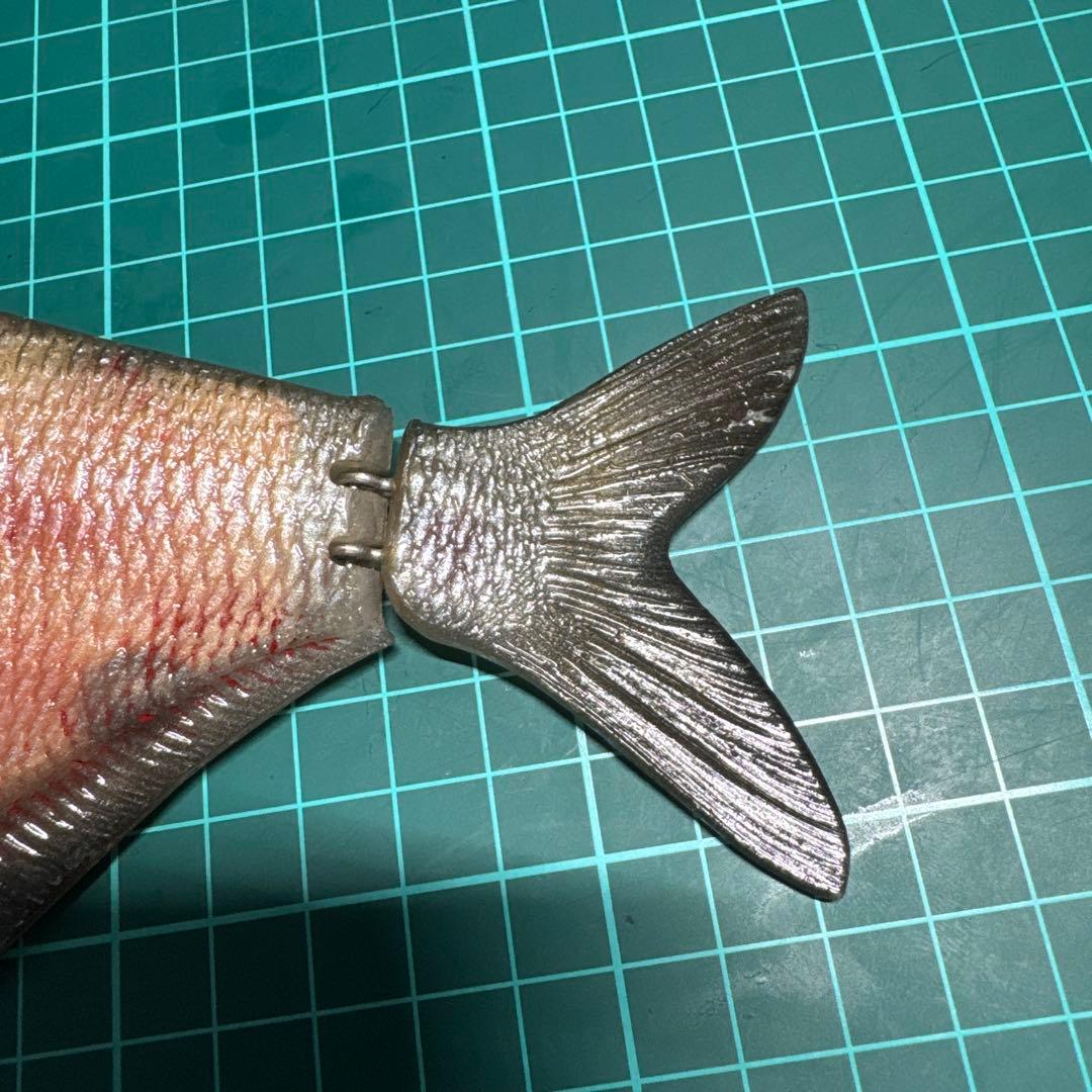 日本未発売 新品 Monster Money Shad 1 ブラッディーシャッド