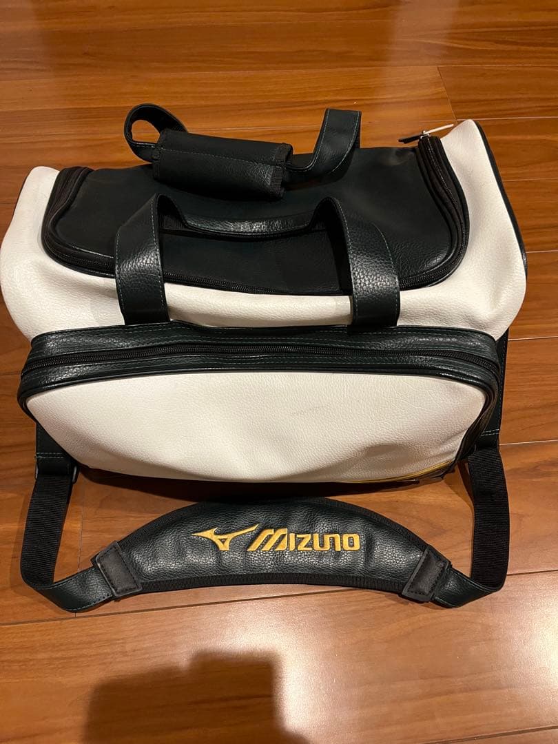 ミズノプロ　セカンドバック　グリーン×ホワイト