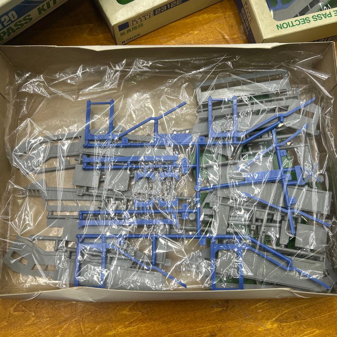 5414【未組立て品】KATO 橋上駅舎 島式ホーム 対向式ホーム 跨線橋