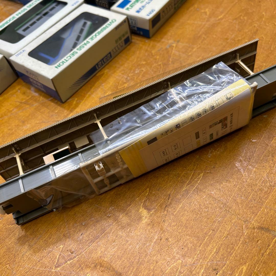 5414【未組立て品】KATO 橋上駅舎 島式ホーム 対向式ホーム 跨線橋