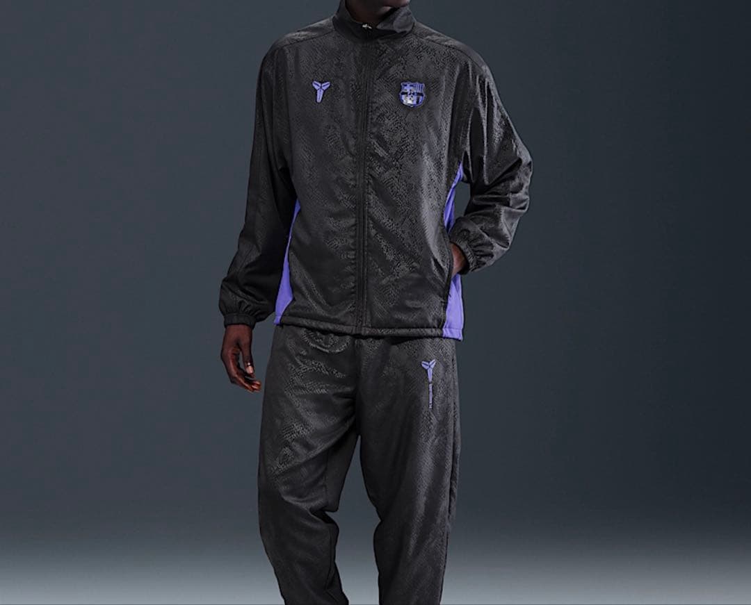 バルセロナ　コービー　トラックジャケット　ナイキ25-26 アンセムジャケット