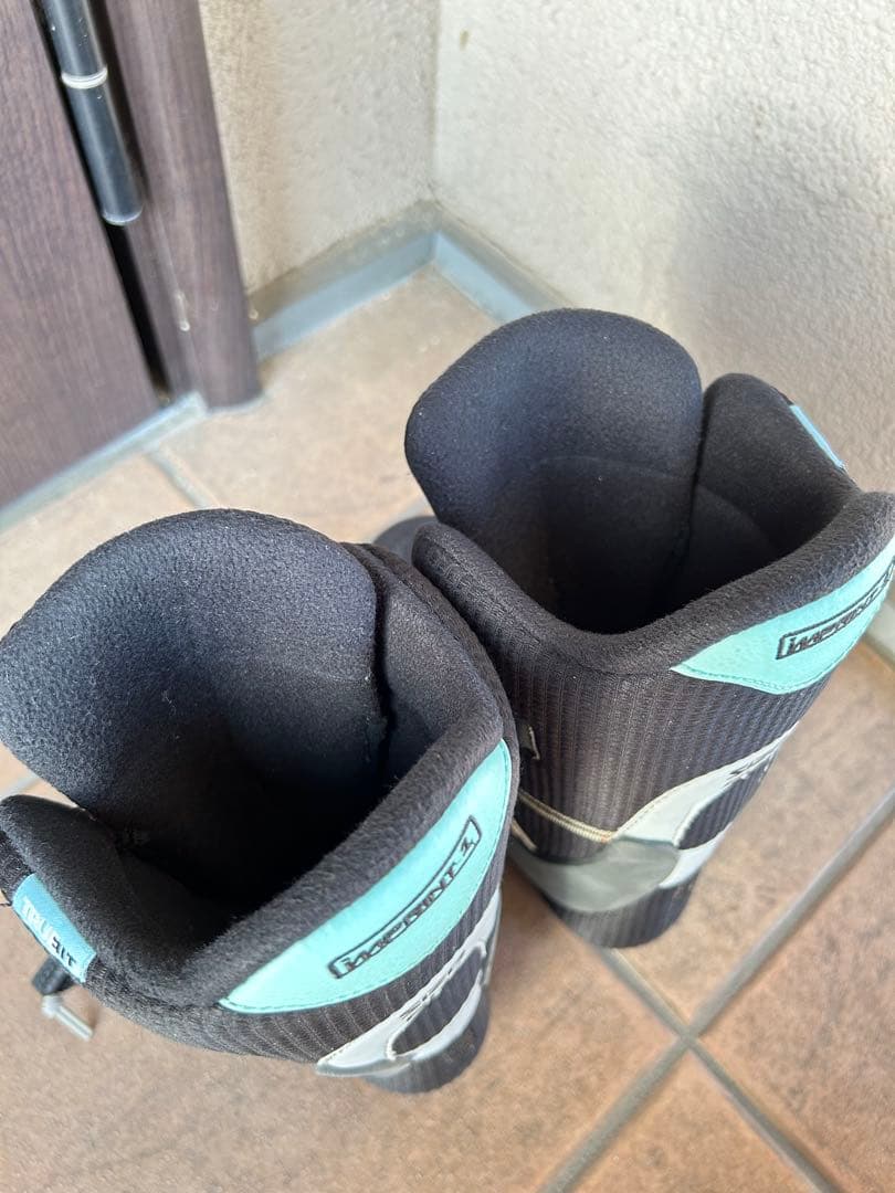 BURTON スノボブーツSTARSTRUCK BOA 23cm