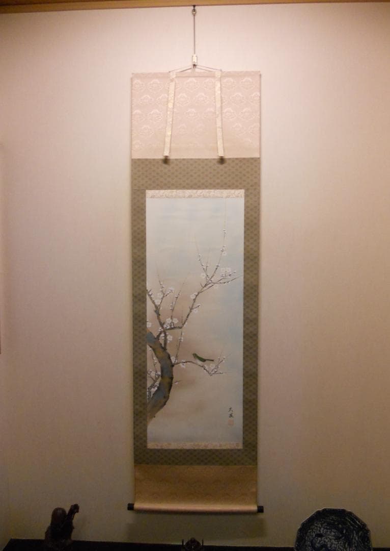 掛け軸 小川大鳳 梅に鶯 絹本 希少 軸装 茶道具 掛軸 美品 です。