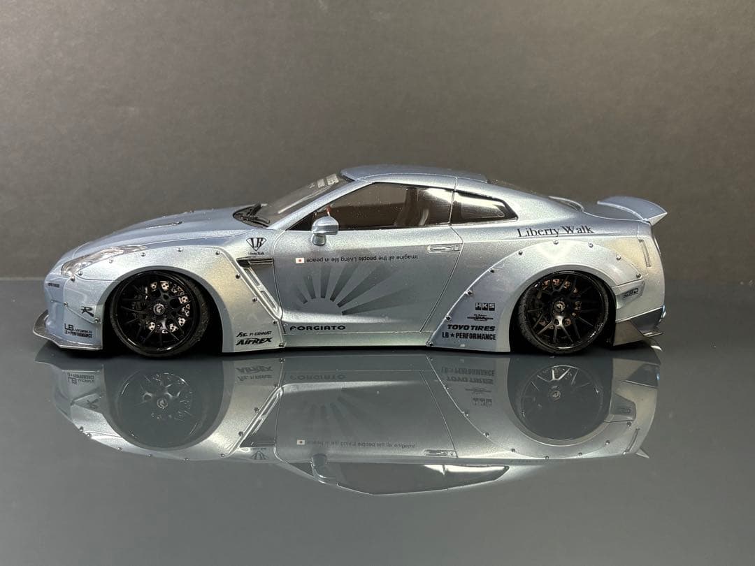 1/24リバティーウォークR35 GT-R 完成品