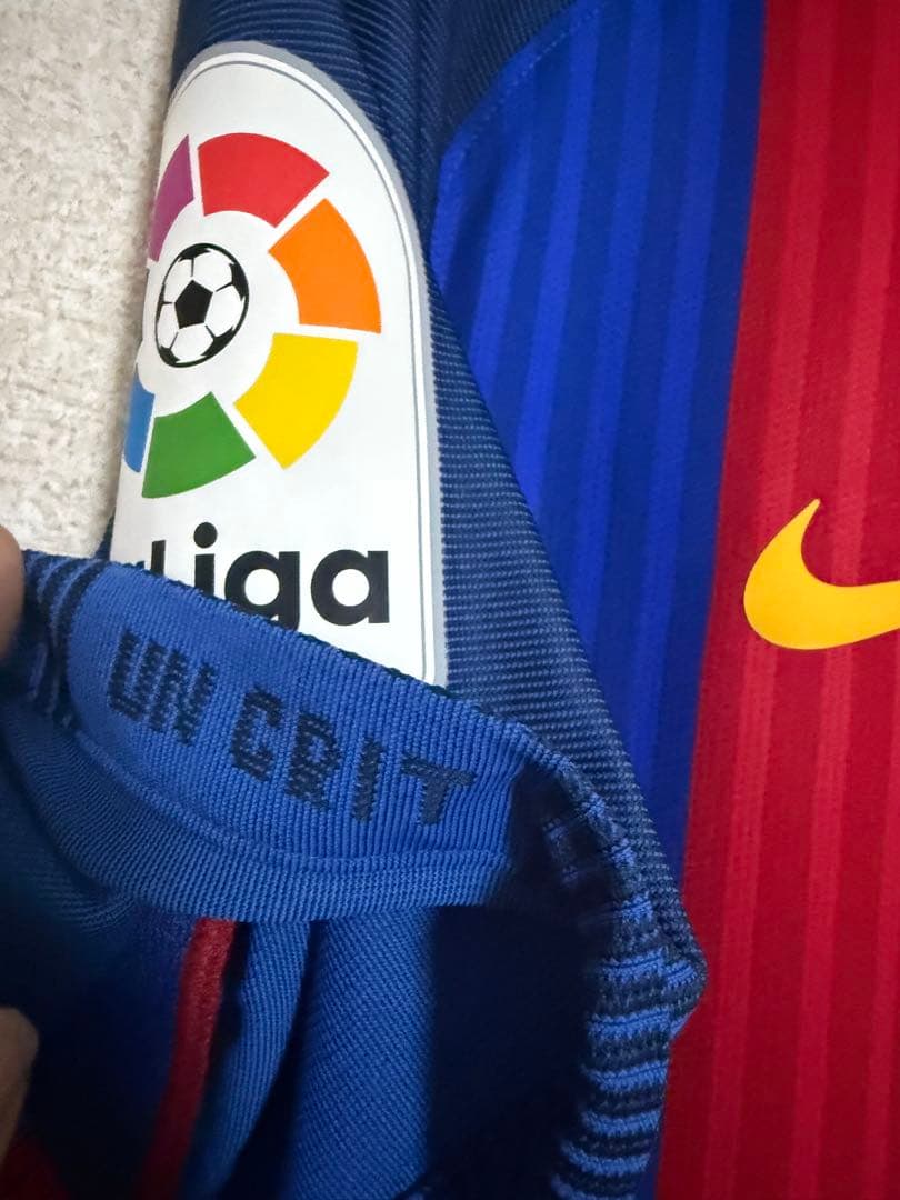 正規品　バルセロナ　16-17 メッシ　オーセンティックユニフォーム　Lサイズ