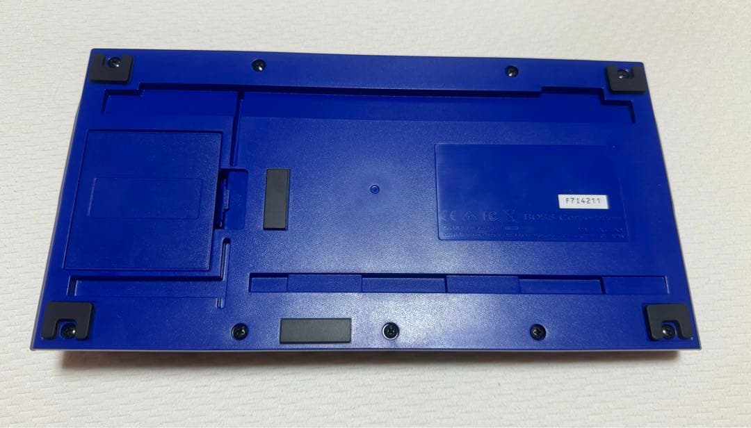 BOSS マルチエフェクター GT-1 教科書付き