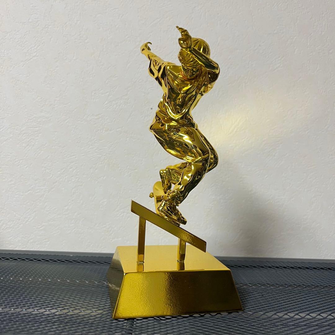 堀米雄斗金オブジェ　直筆サイン付き　世界500体限定