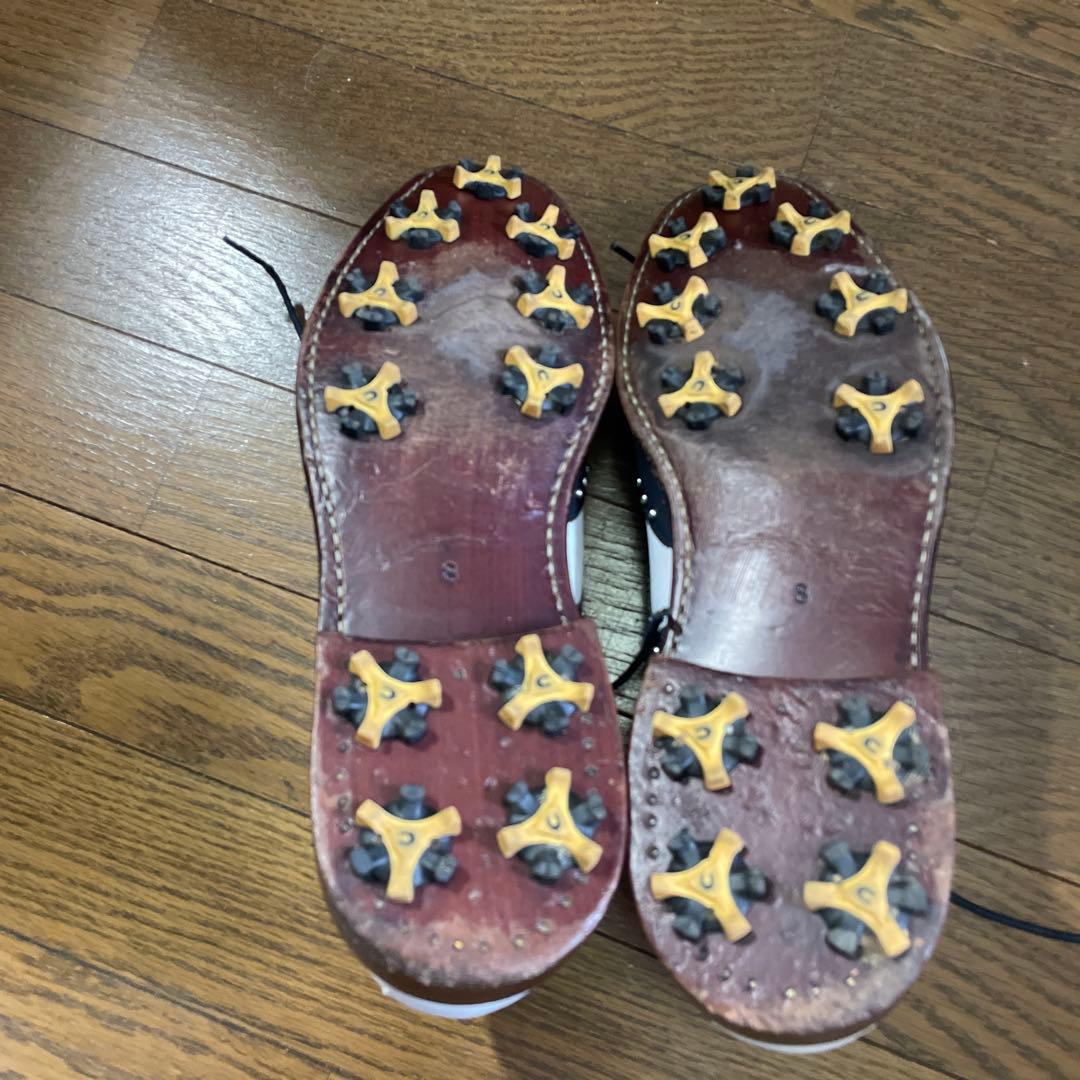 スタッズ付きレザーゴルフシューズ