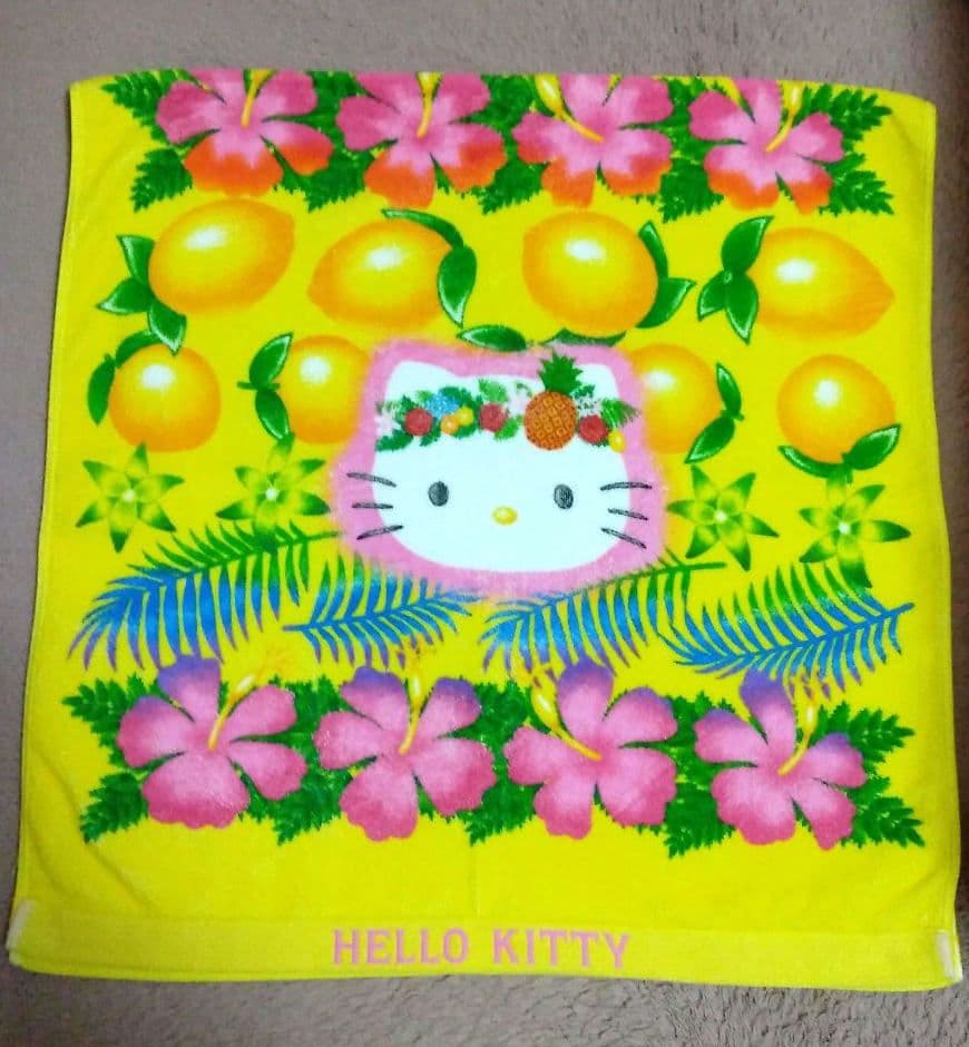 サンリオ　ハローキティ　大判バスタオル　ハイビスカス　フルーツ　レトロ