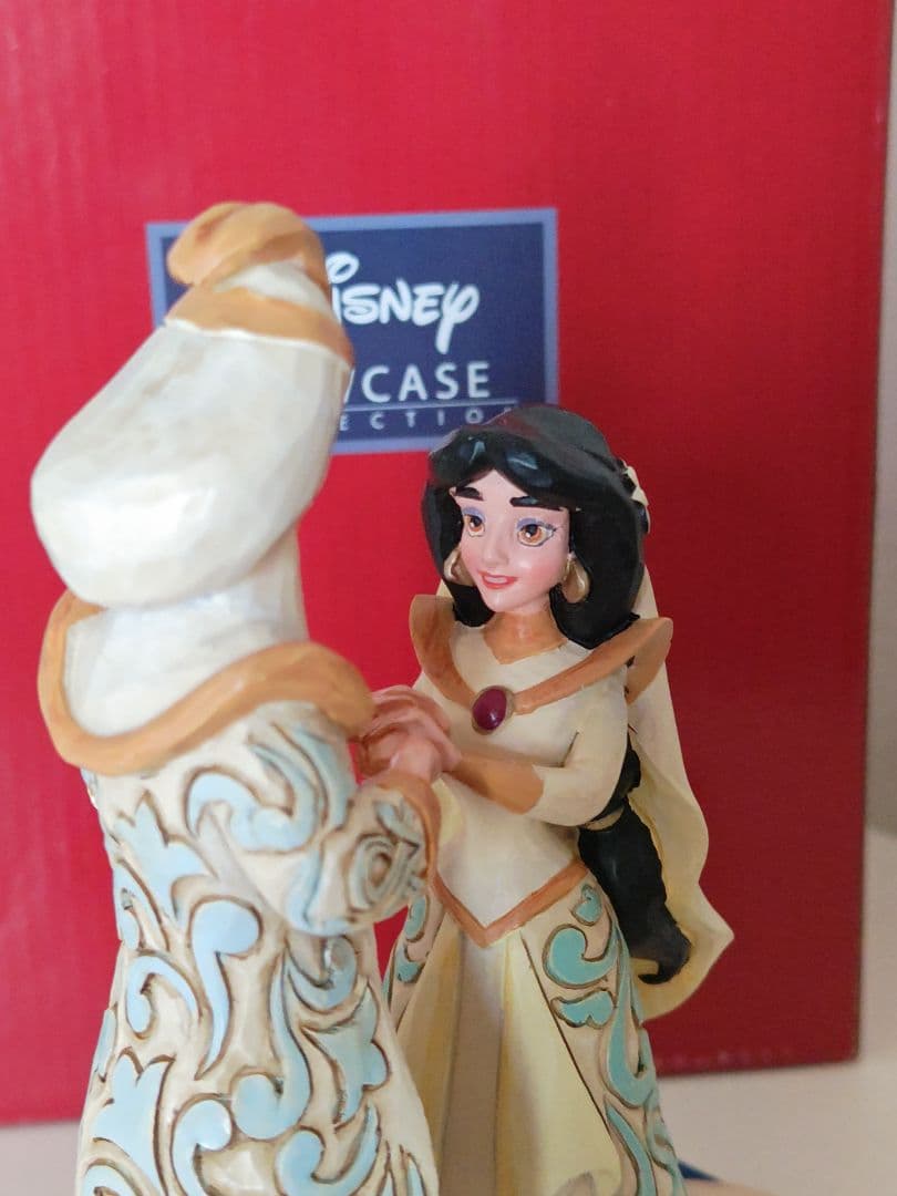 【新品未使用】エネスコ ジャスミン＆ アラジン ロイヤルウェディング フィギュア