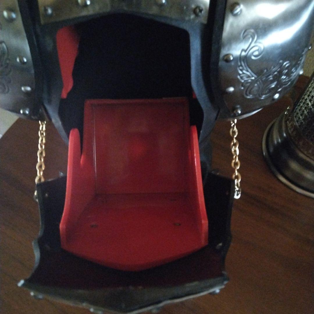 騎士の鎧 ウイスキー　ケース　 約30cm