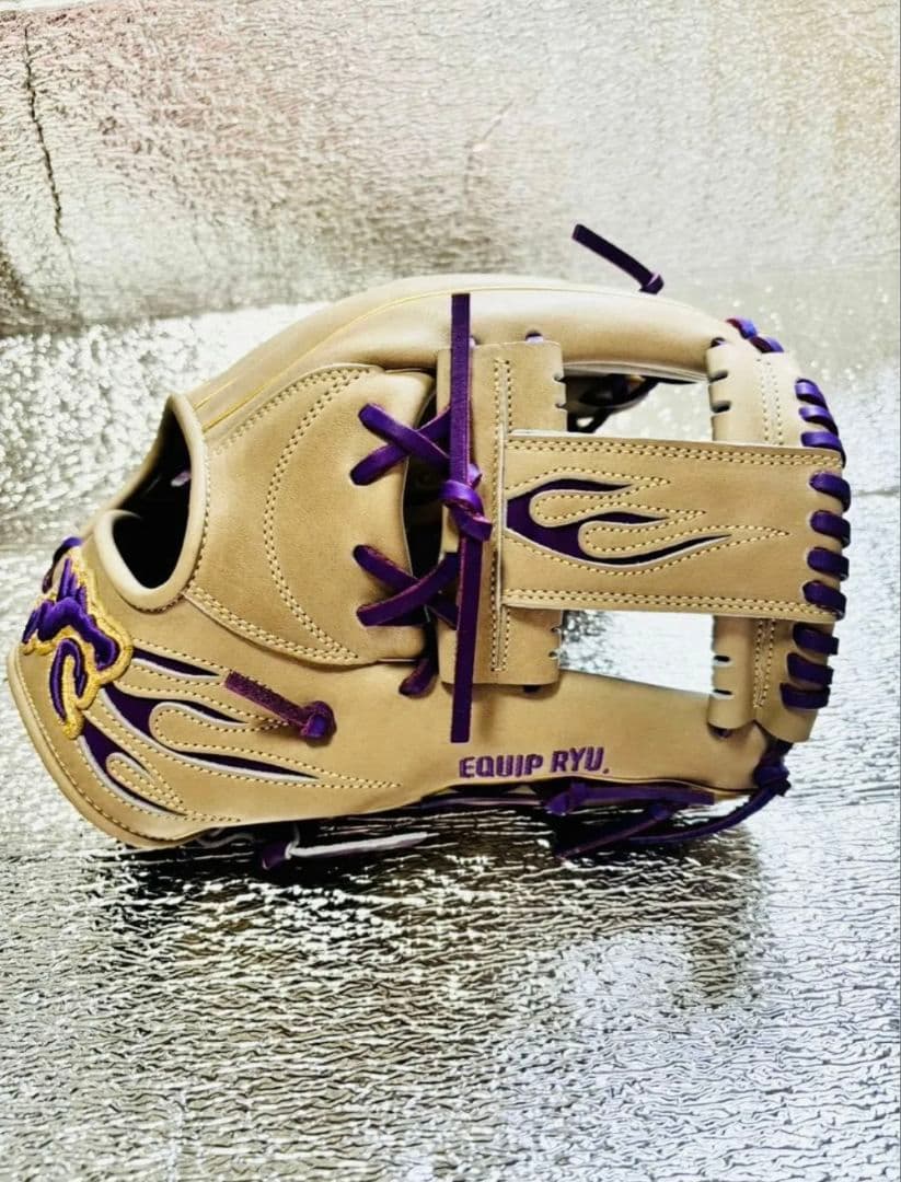 RYU 6周年記念グローブ　TIG 硬式軟式兼用モデル