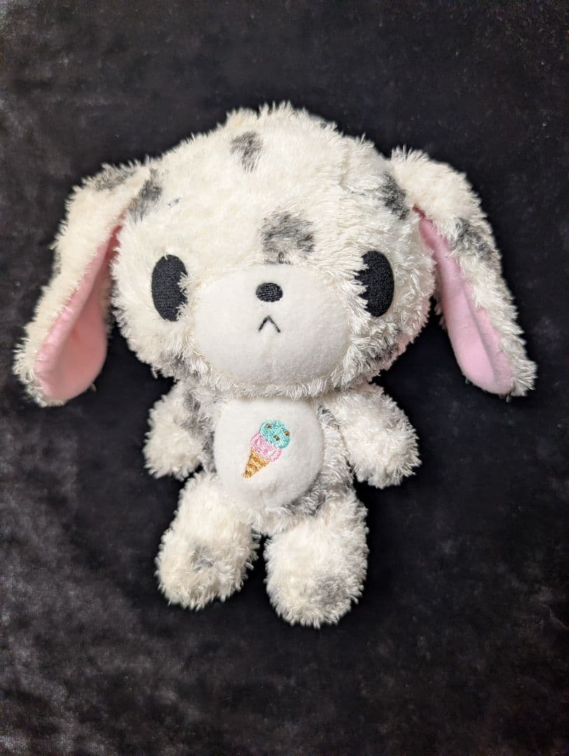 【希少】シュガーバニーズ ぶちうさ　ぬいぐるみ　刺繍入りアイスクリームサンリオ