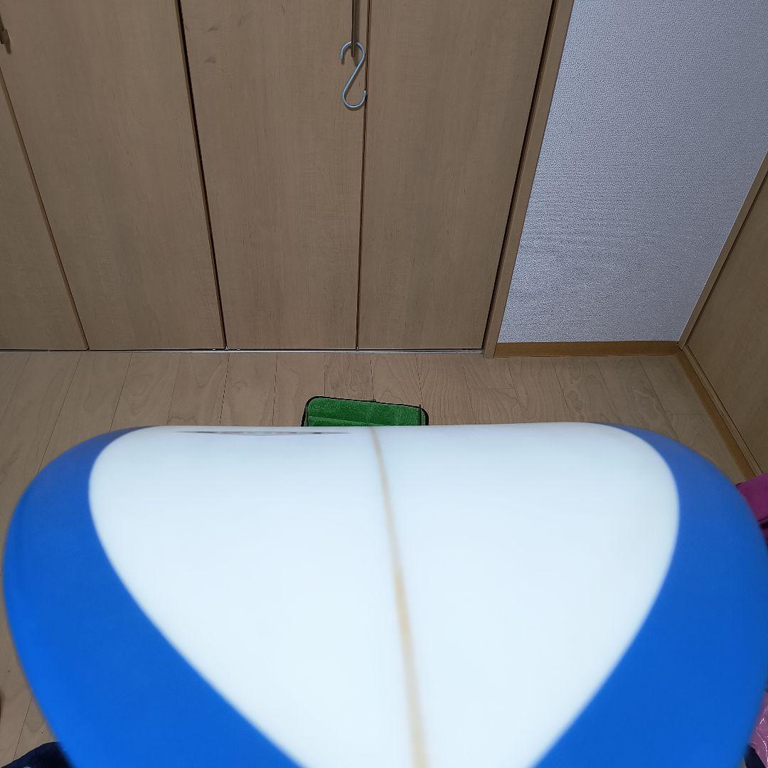 ツインピンみたいなサーフボードEPS 5.10