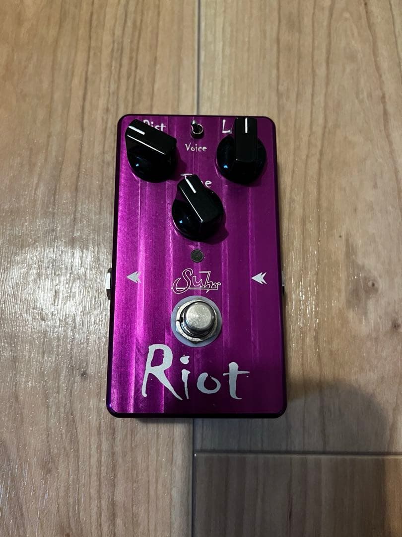 ギター Suhr riot