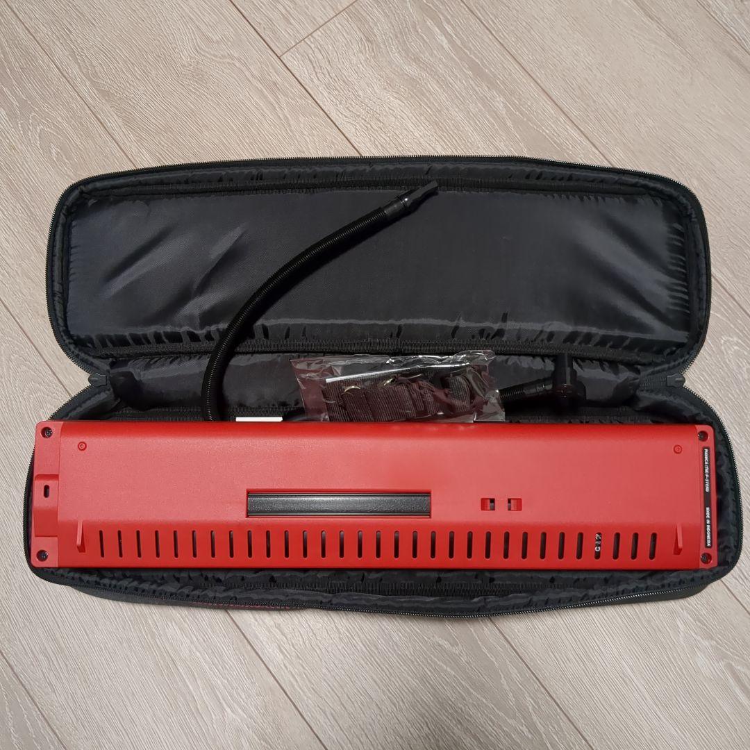 生産完了品　希少 美品【YAMAHA ピアニカ P-37E レッド】