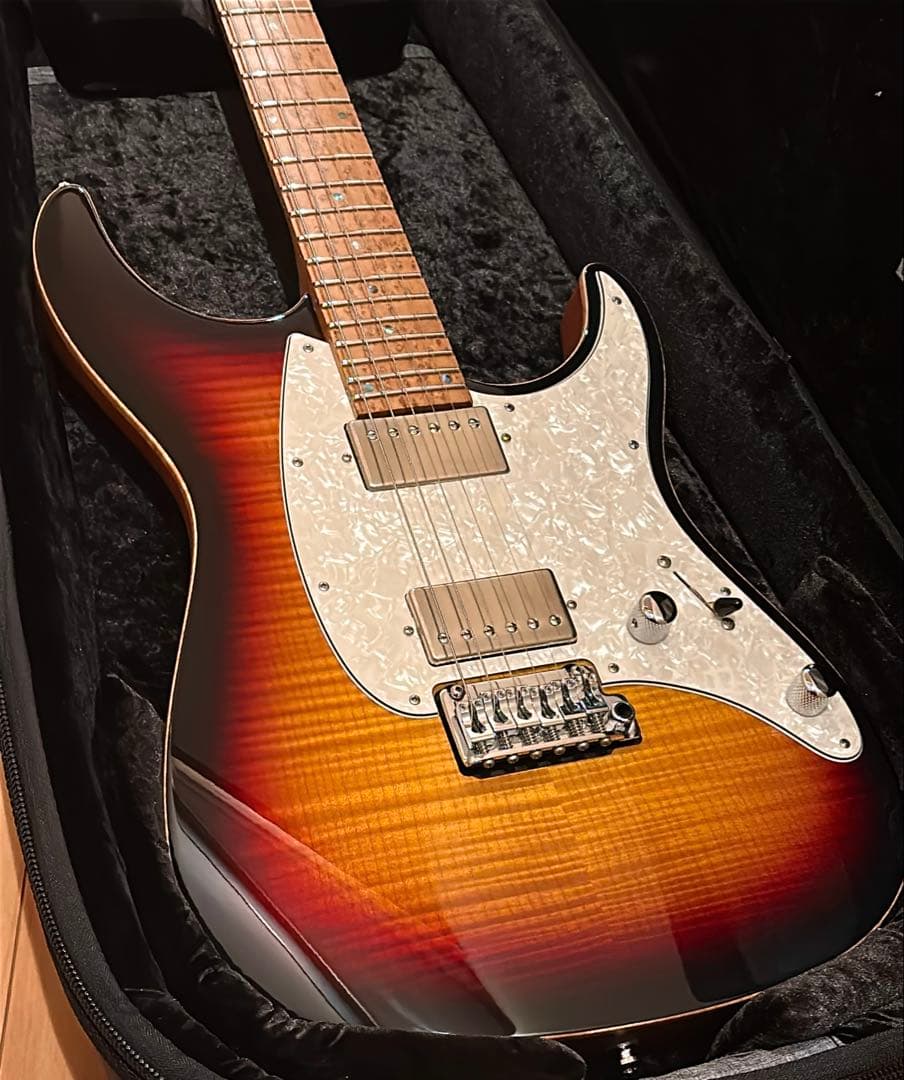 【極美品】Mayones Aquila 6 3Tone Sunburst 入手難