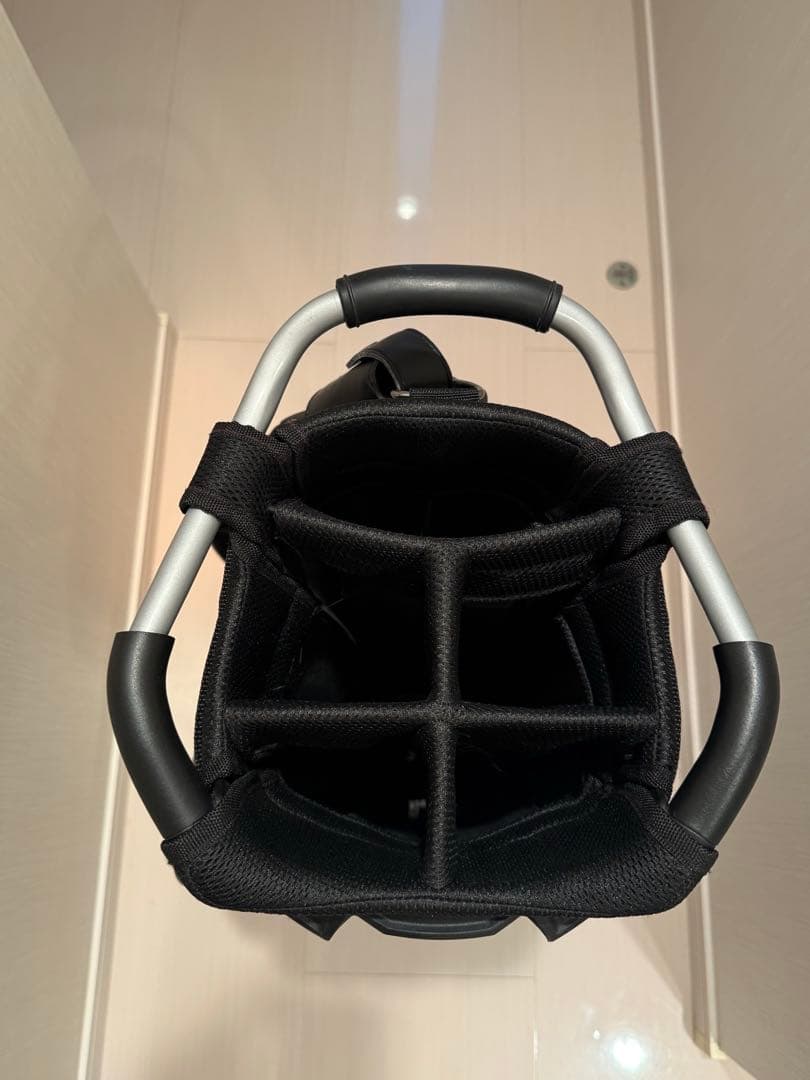 V12 キャディバッグ スター柄 ブラック/ホワイト