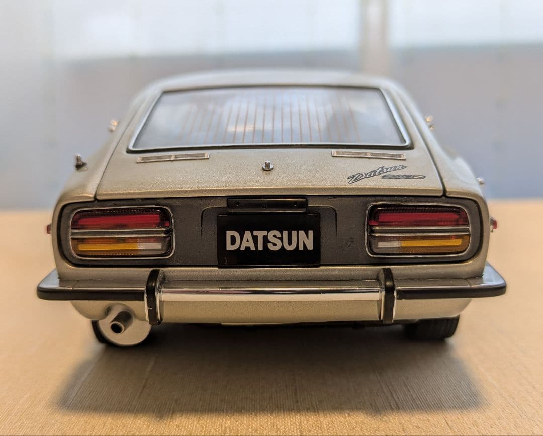 1/18 京商製　DATSUN 240Z シルバー
