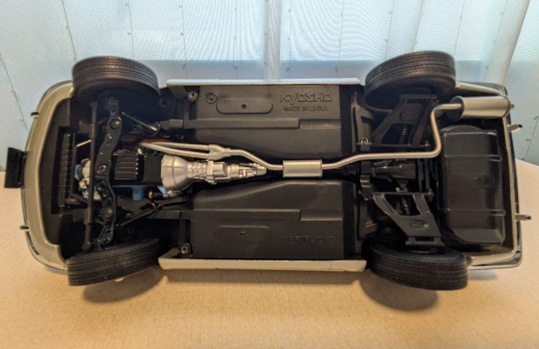 1/18 京商製　DATSUN 240Z シルバー