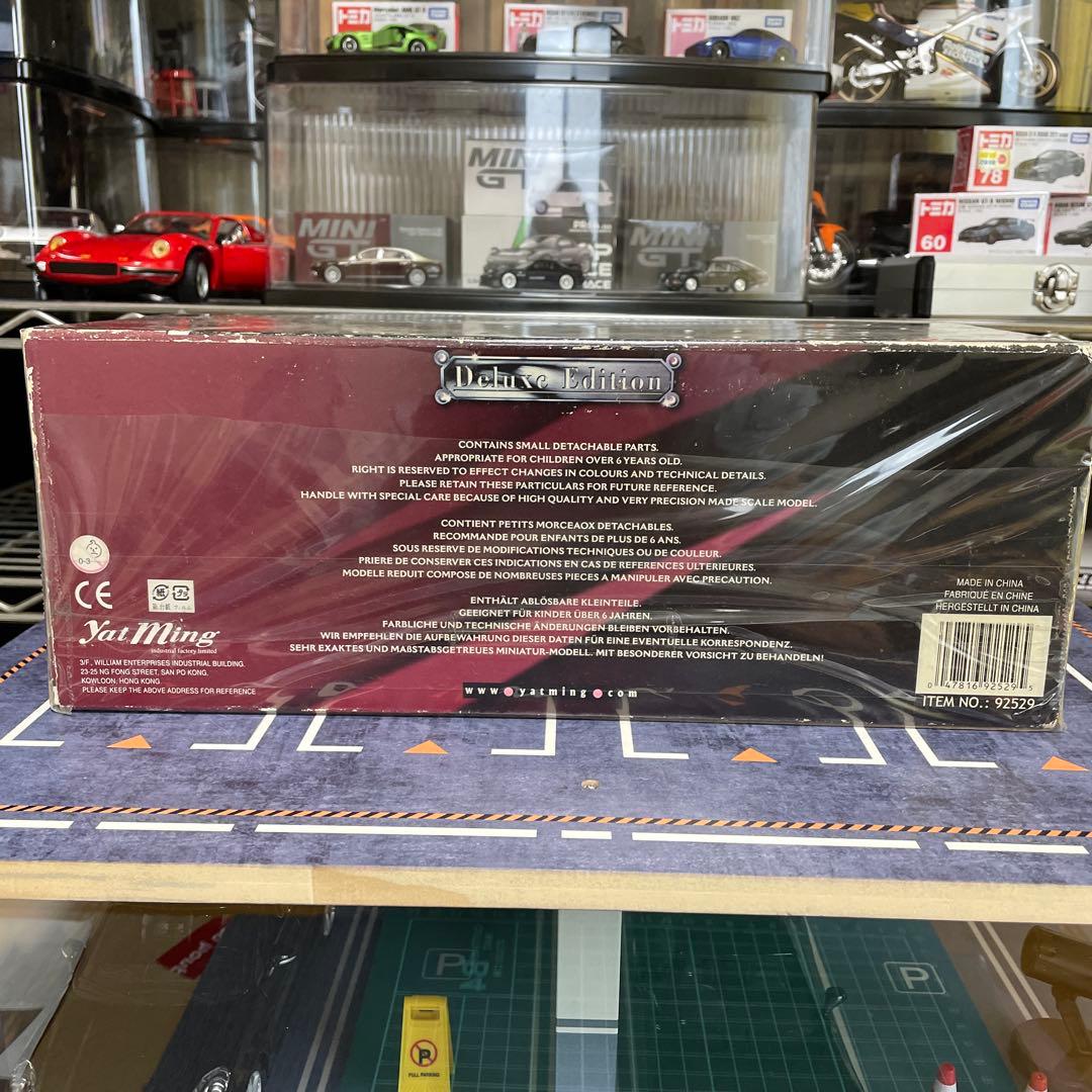 1970 Datsun 240Z デラックスエディション 1:18