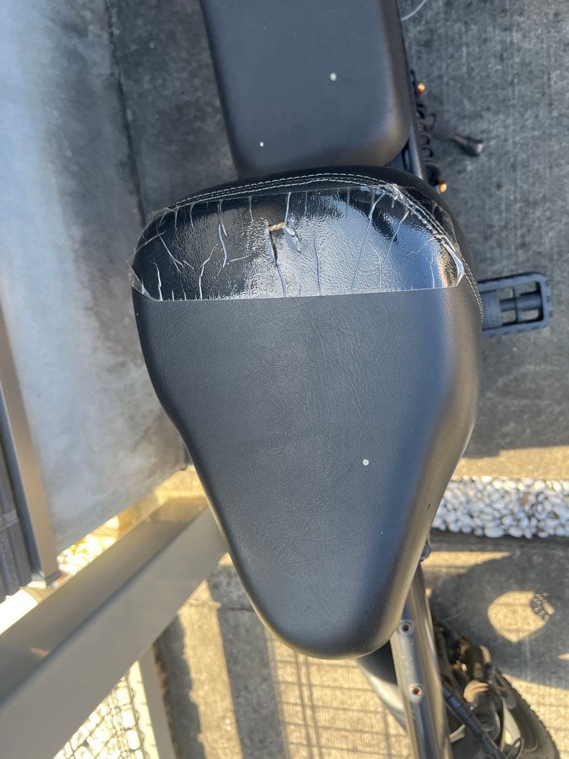 ブラック電動アシスト自転車 折りたたみ式