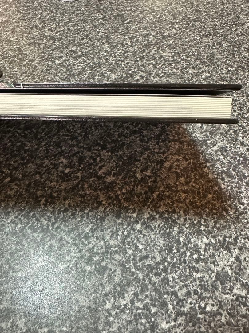 Rhacodactylus ミカドヤモリ　洋書12/15迄の限定値下価格！