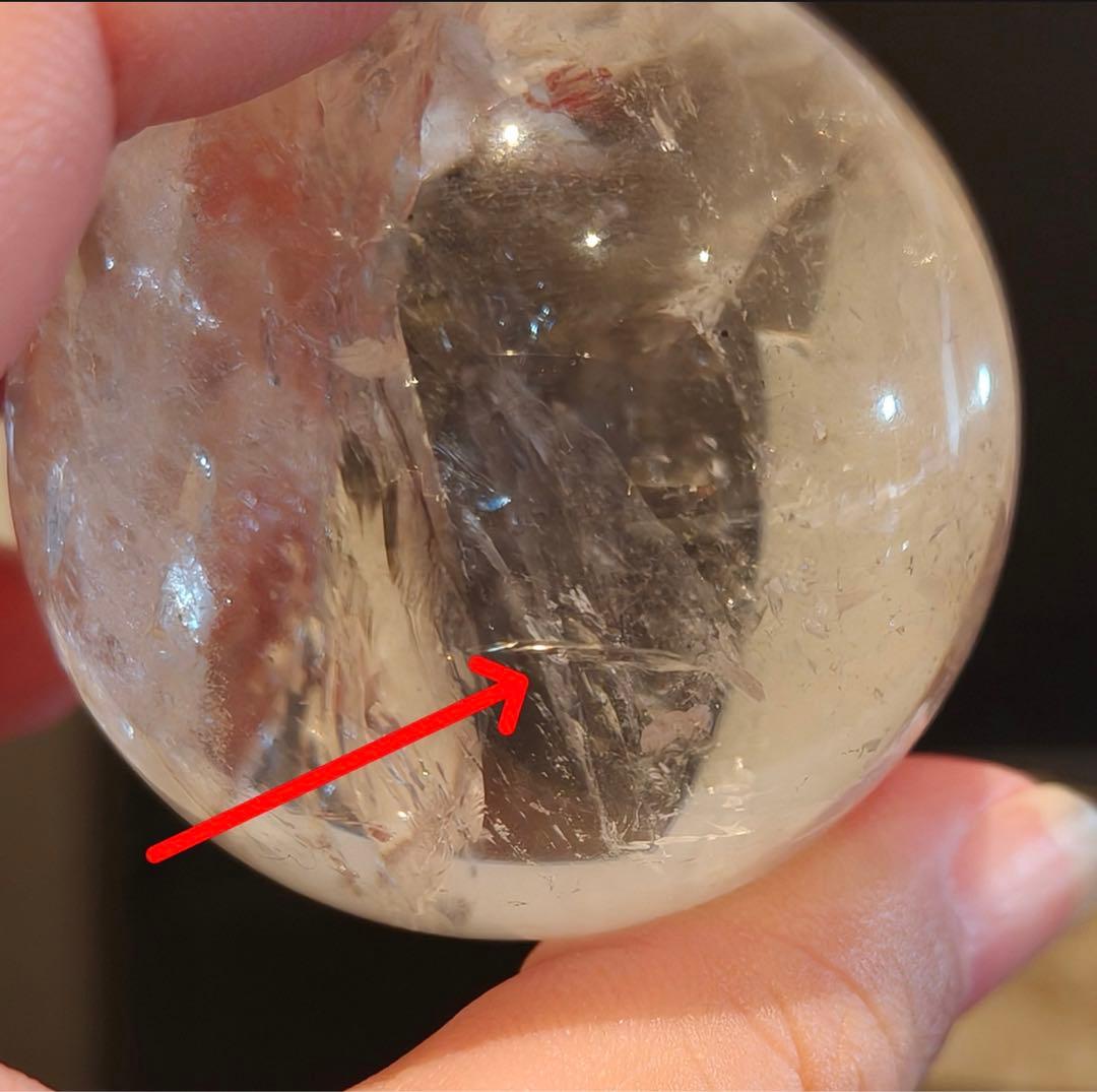 貫入、内包あり幻の水晶山梨県乙女水晶丸玉41mm