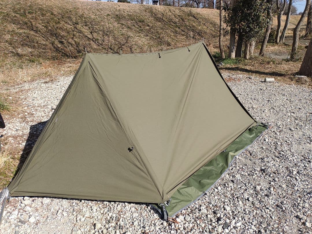 【試張のみの美品】BUNDOK　ソロベース　カーキ