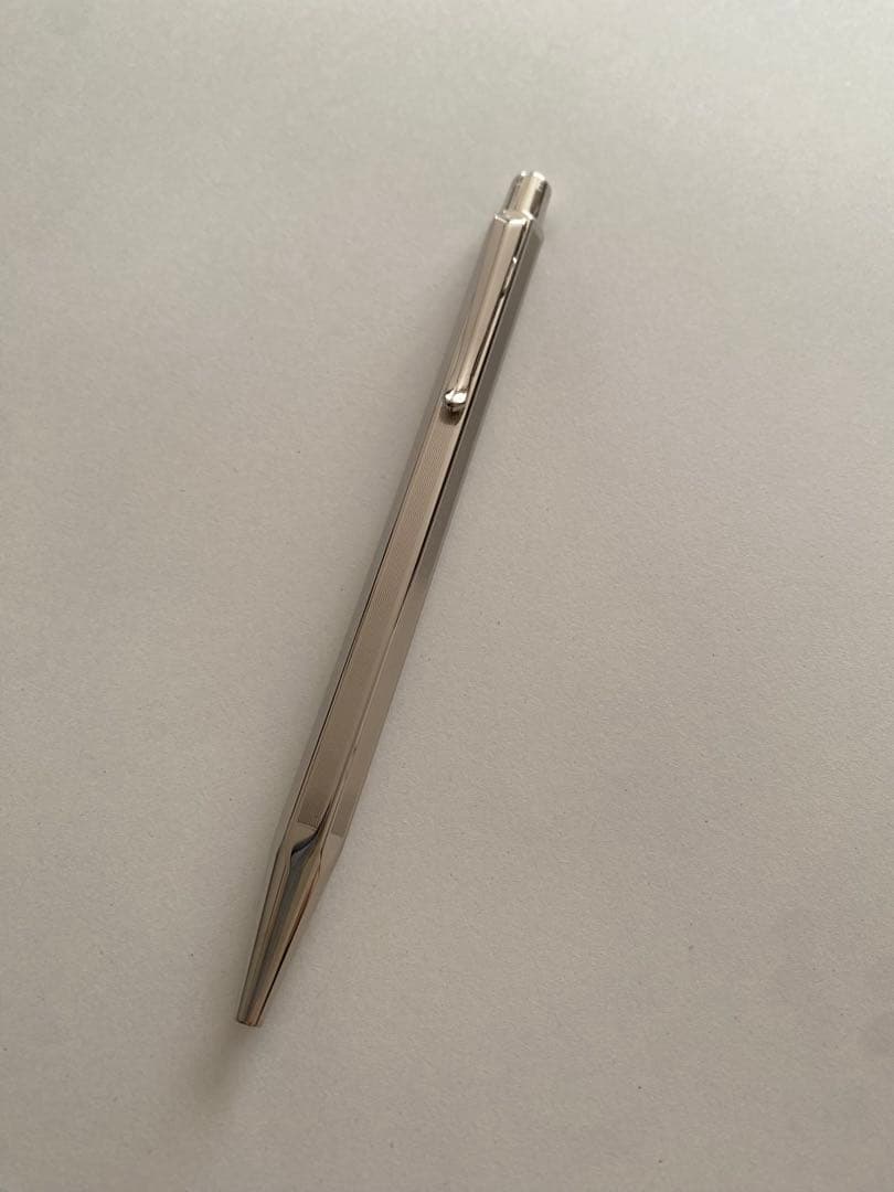 カランダッシュ　エクリドール　リーニェ