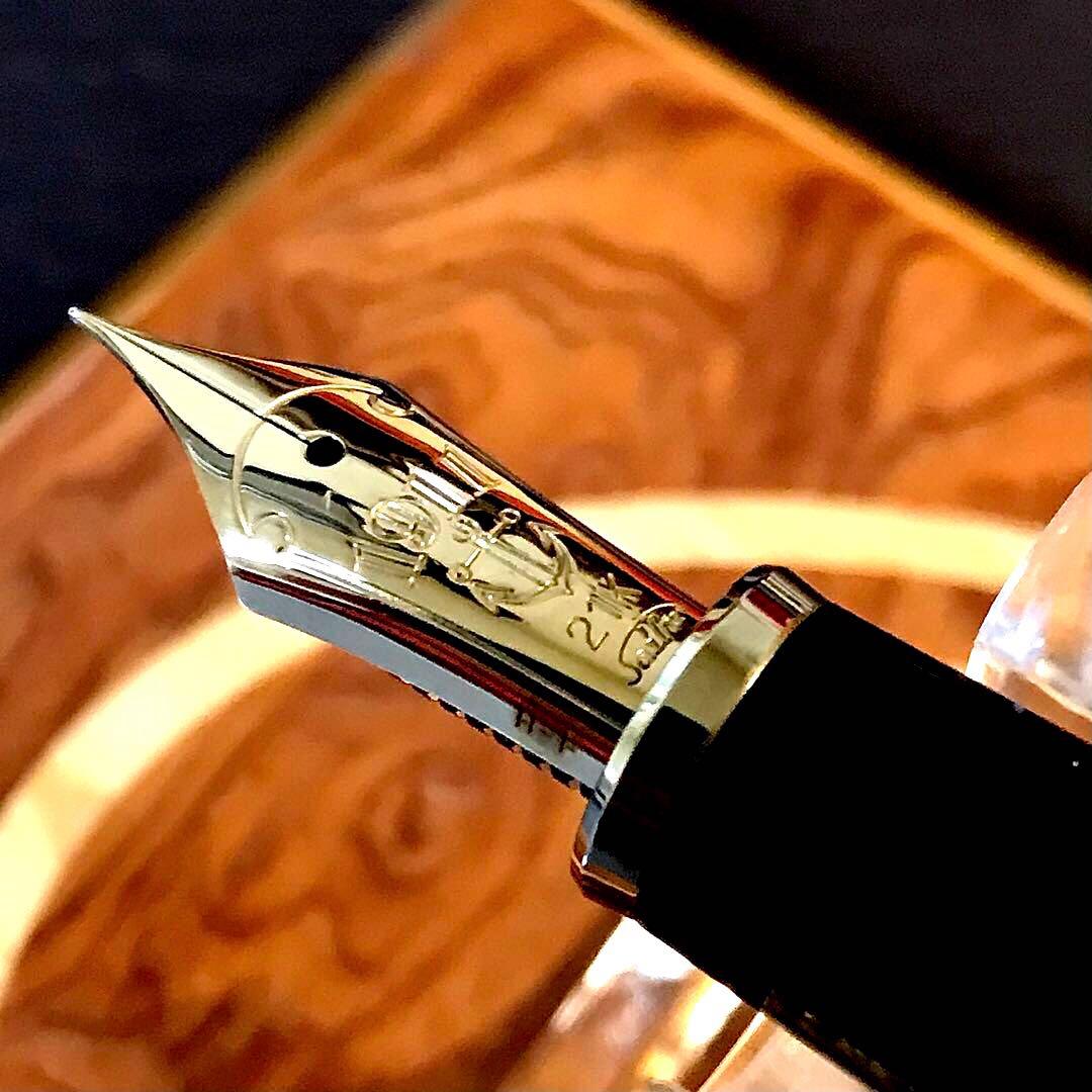 ☆ほぼ新品未使用☆書き味最高☆セーラー 万年筆プロフィット21（H-Ｆ)