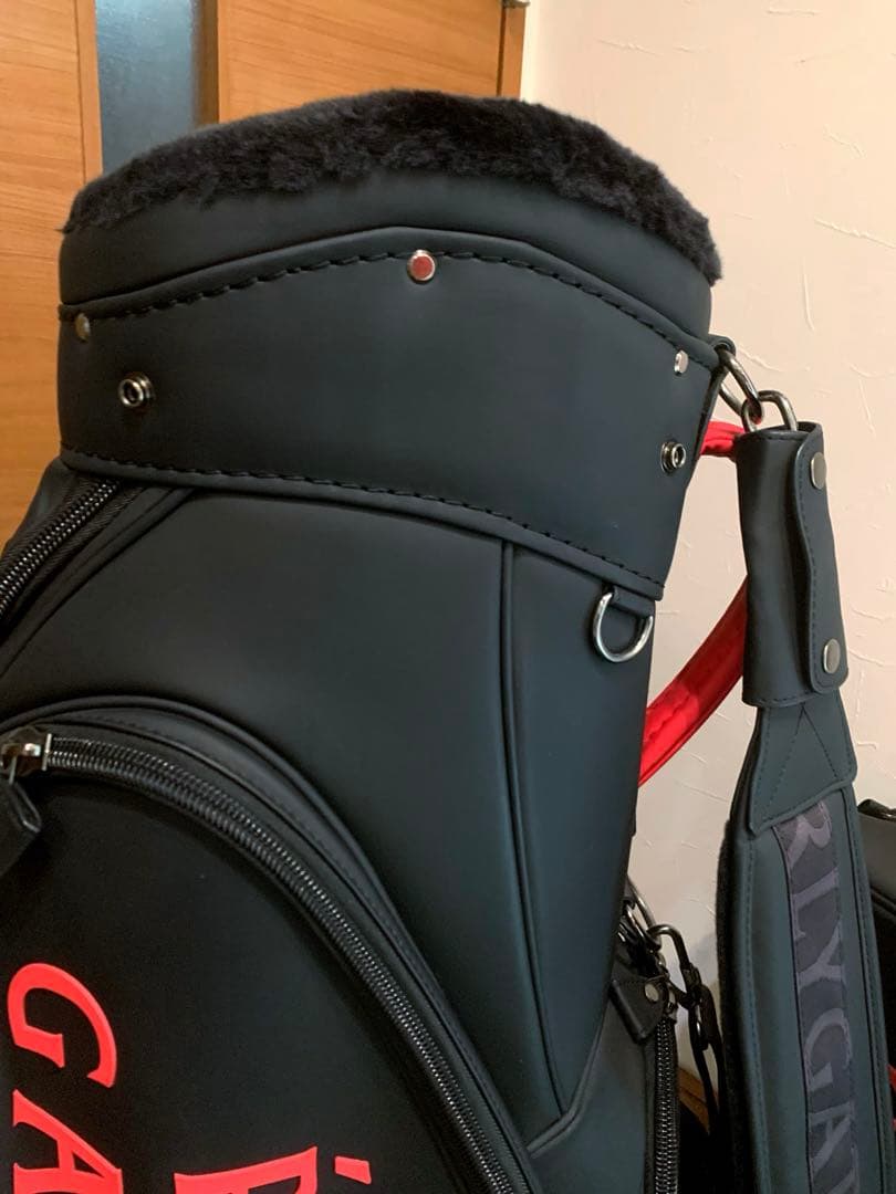 希少　即完売　パーリーゲイツ　TWICE 限定　キャディバッグ　ヘッドカバー付き