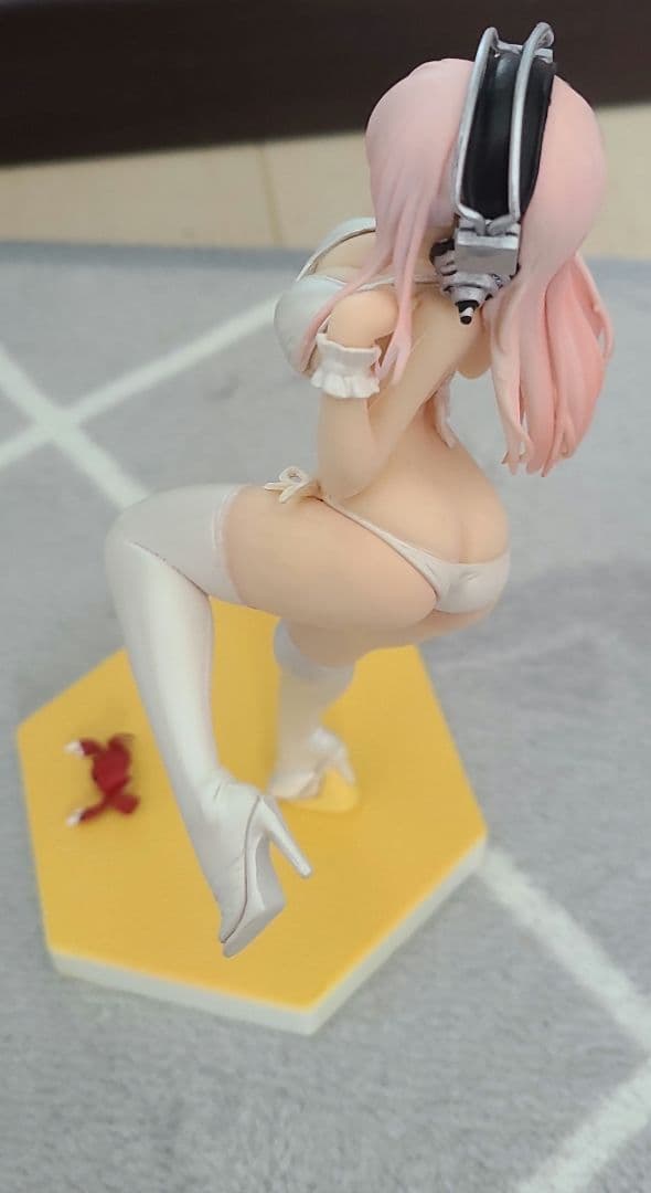 すーぱーそに子フィギュア