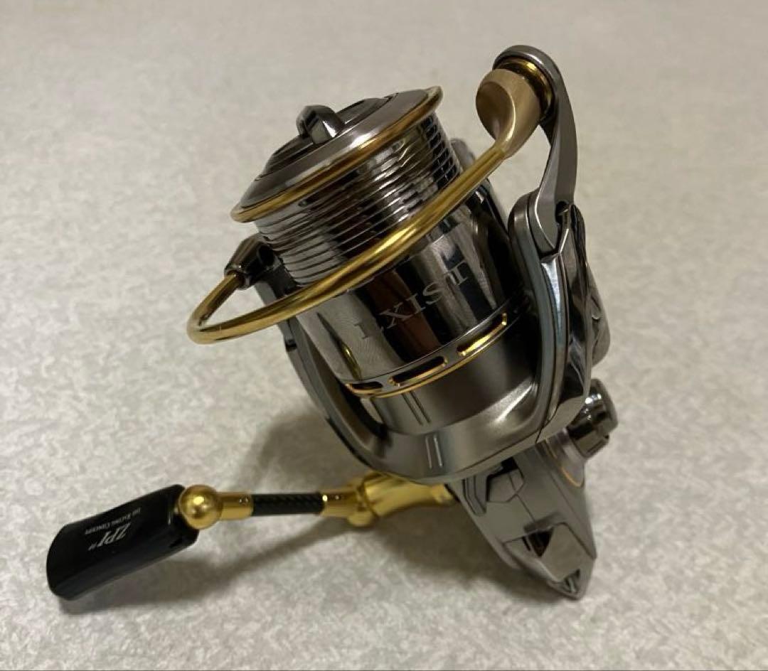 05イグジスト2004 カスタム2台