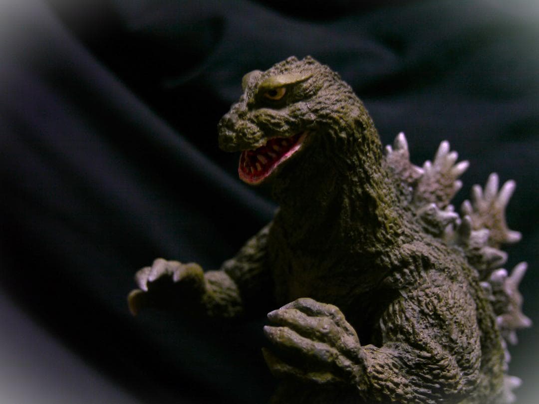 海洋堂　ゴジラ フィギュア