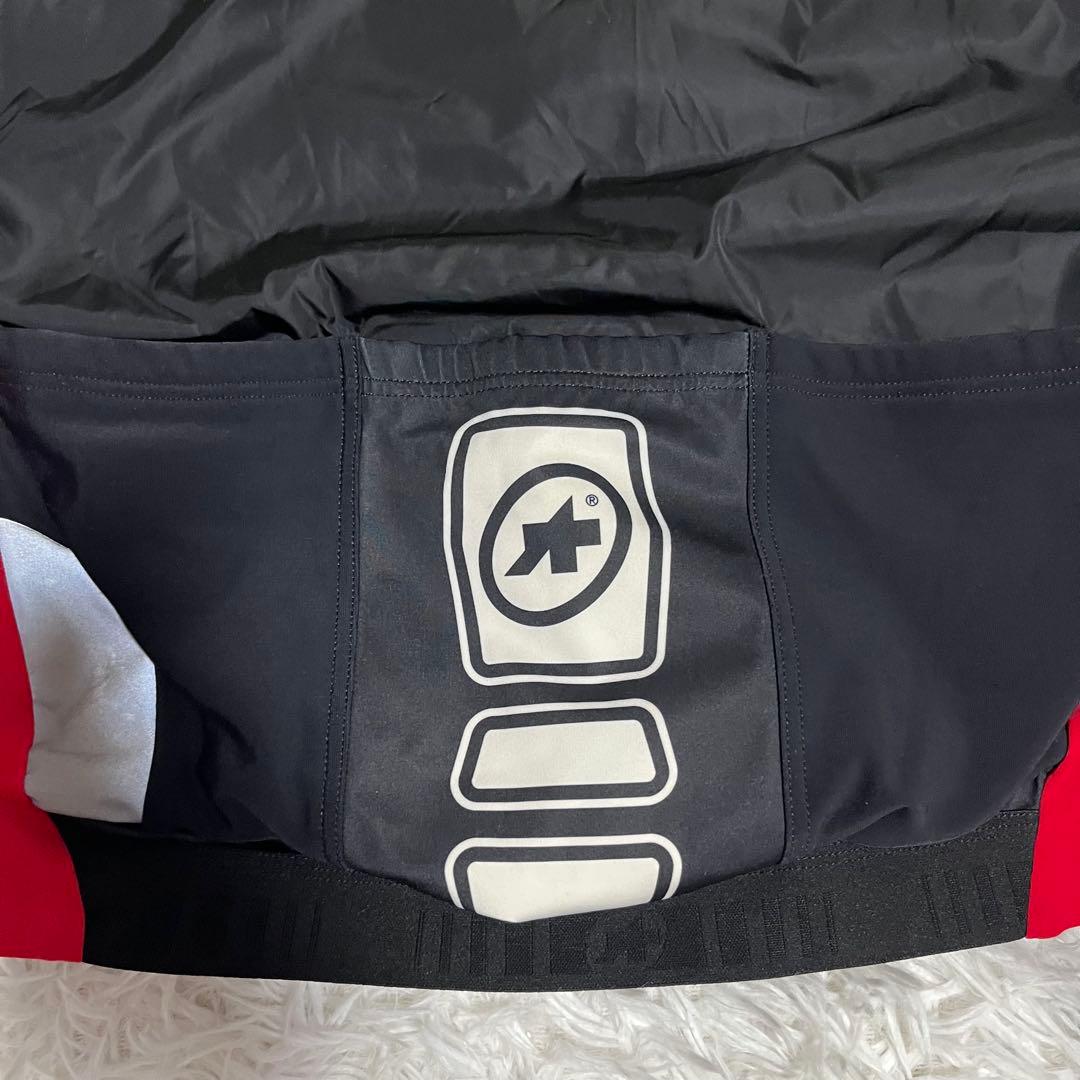 人気モデル アソス assos サイクリング SHAQ ジャケット 赤 白