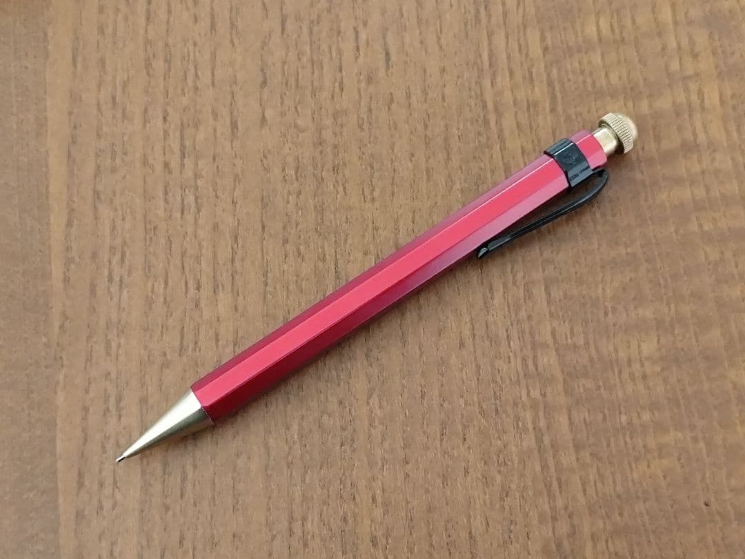 カヴェコスペシャルレッド 0.7㎜　　検索　野原工芸　工房楔　s20