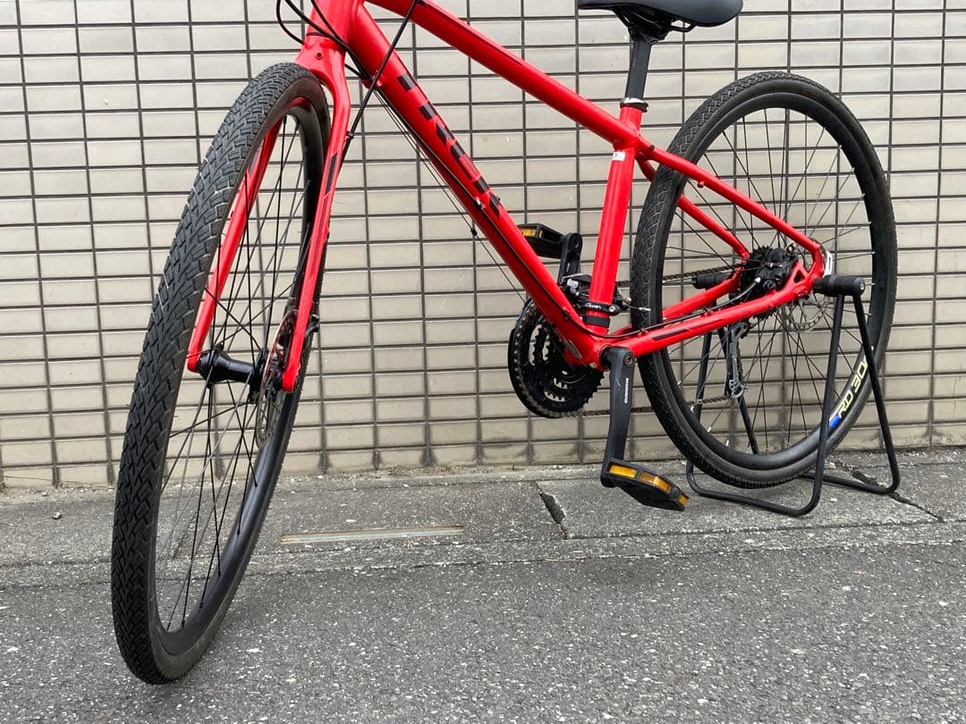 トレック TREK FX 3 Disc 油圧ディスク 前3×後9速 チェーン新品