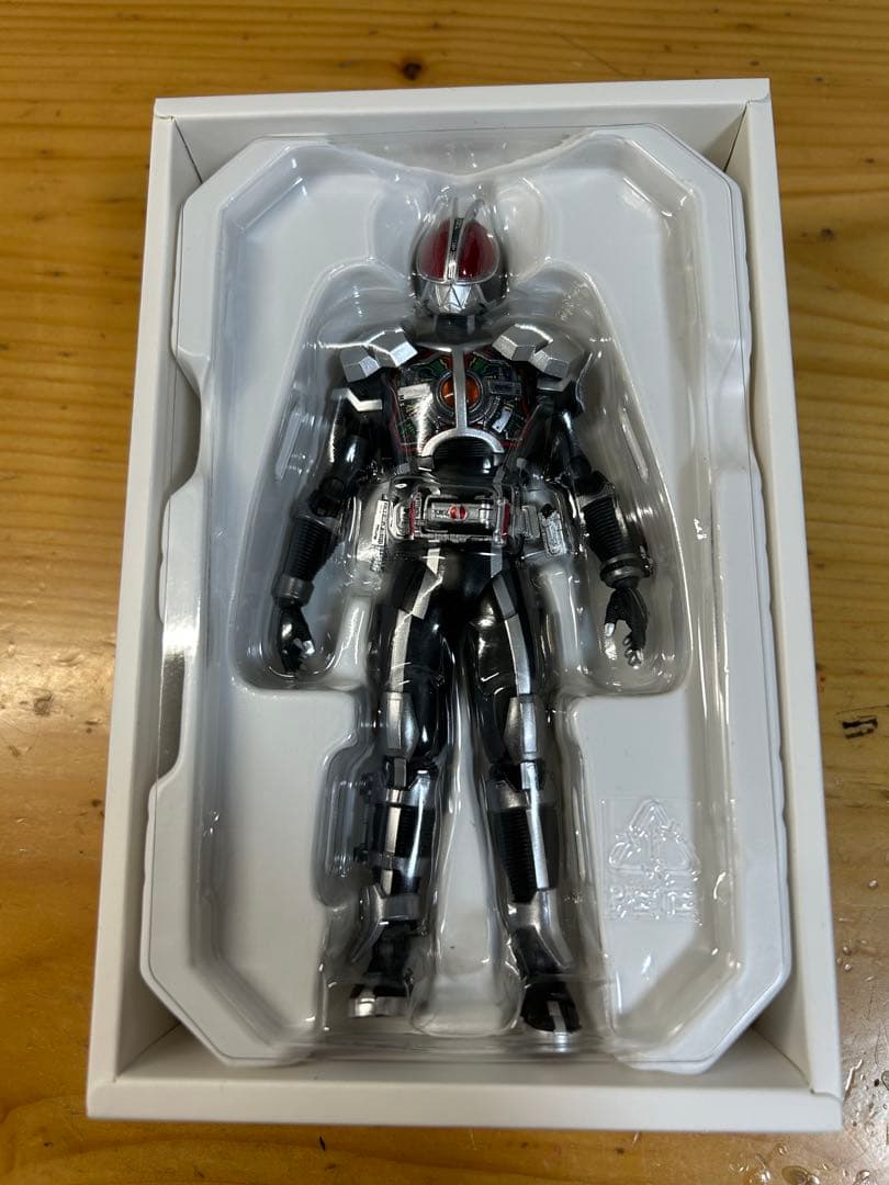 SHFiguarts真骨彫製法仮面ライダーファイズアクセルフォーム