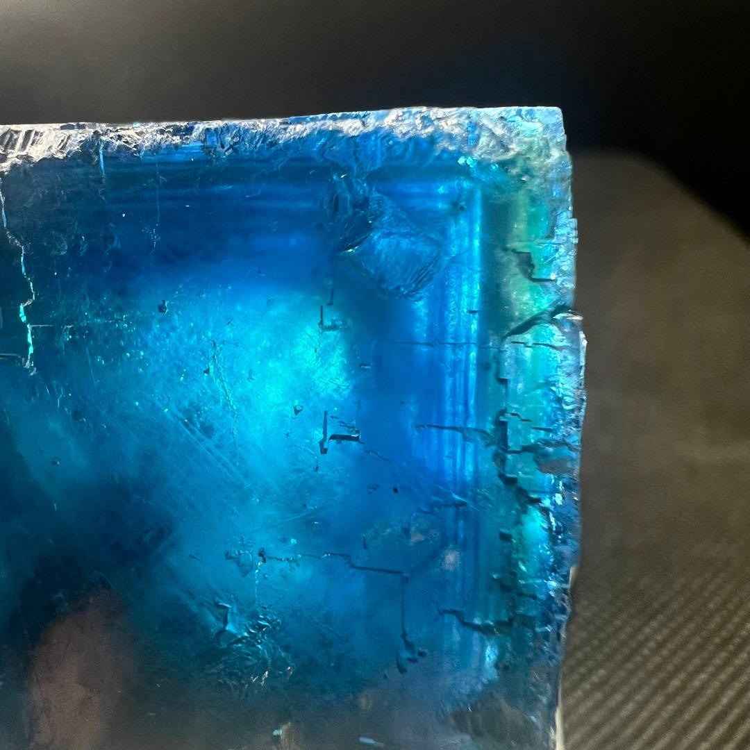 ヤオガンシャン　「ナイルブルー」ウィンドウ　「コバルトブルー」フローライト