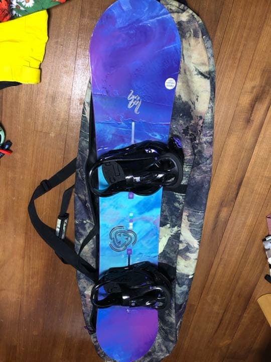 スノボー　板　ブーツ　ウェア　冬　ウィンタースポーツ　バートン