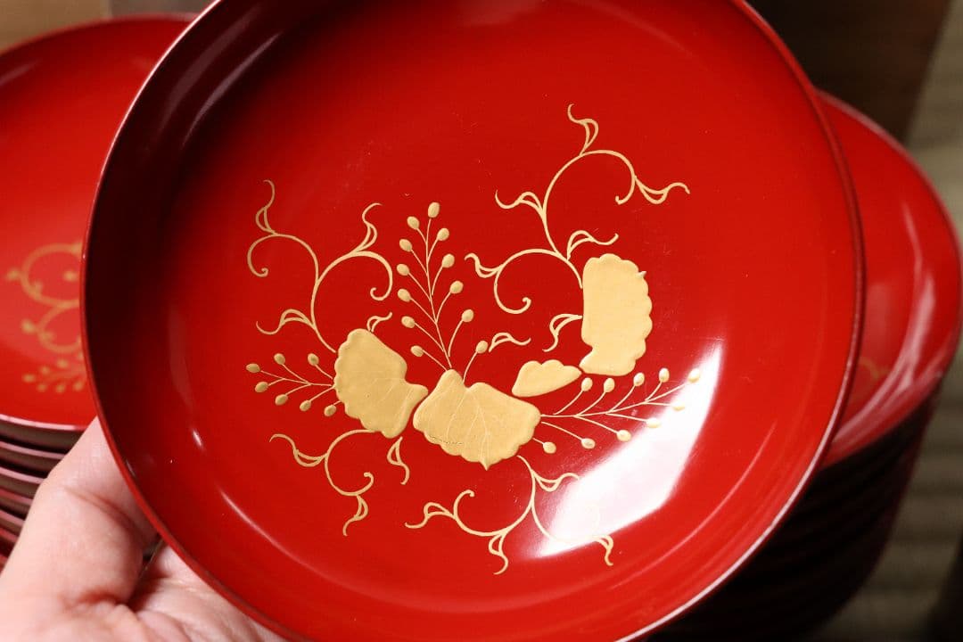 木製漆器 桐唐草蒔絵 朱塗銘々木皿 十九客 11.8cm 木箱 金蒔絵 MA12