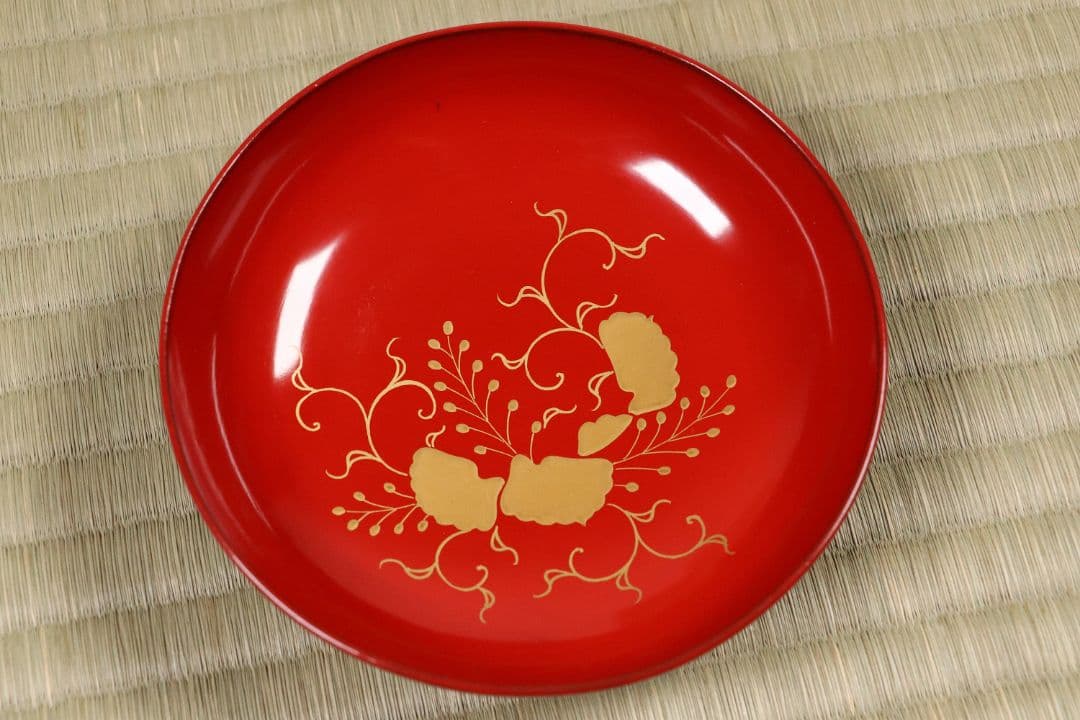 木製漆器 桐唐草蒔絵 朱塗銘々木皿 十九客 11.8cm 木箱 金蒔絵 MA12