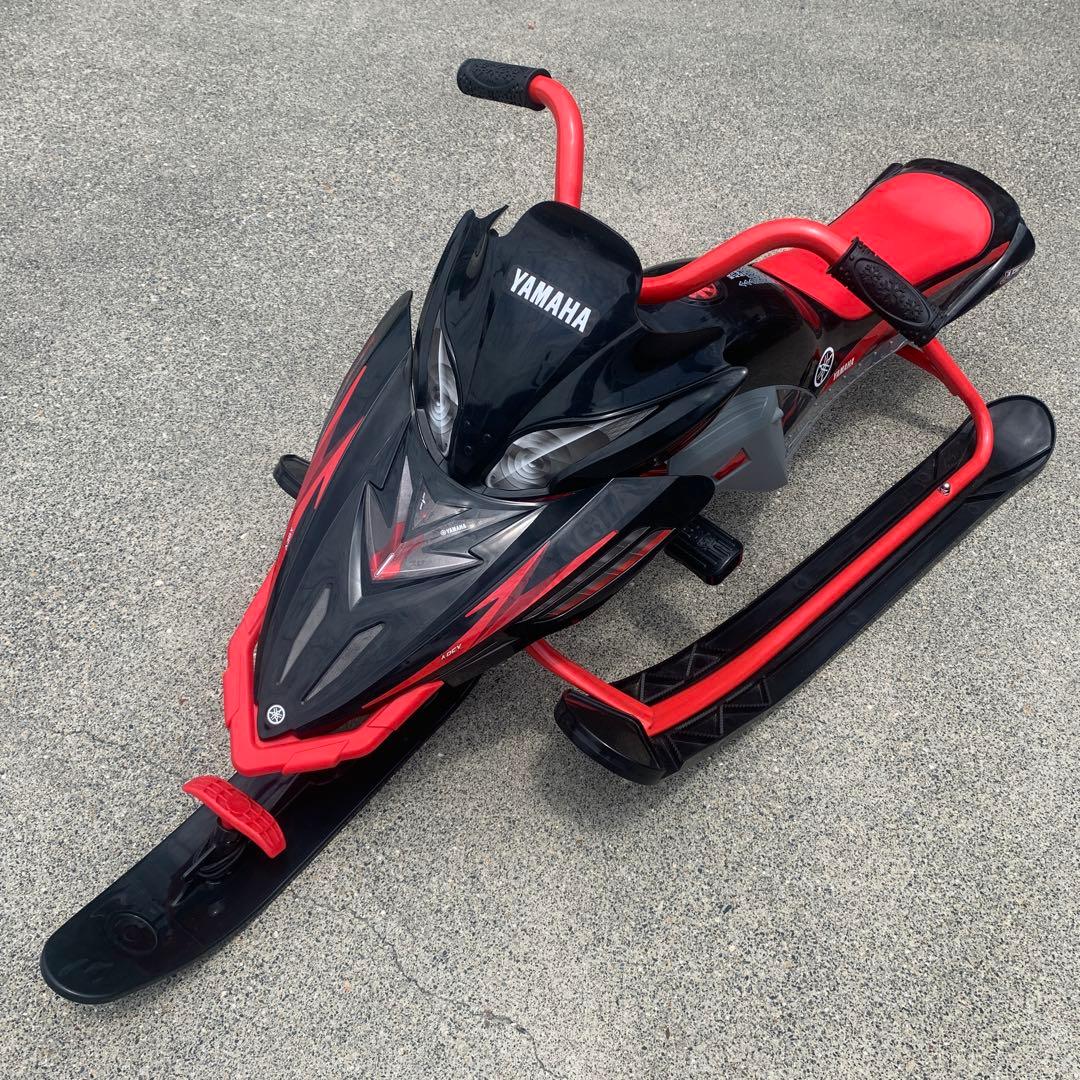ヤマハ　スノーモービル型　ソリ　子供用