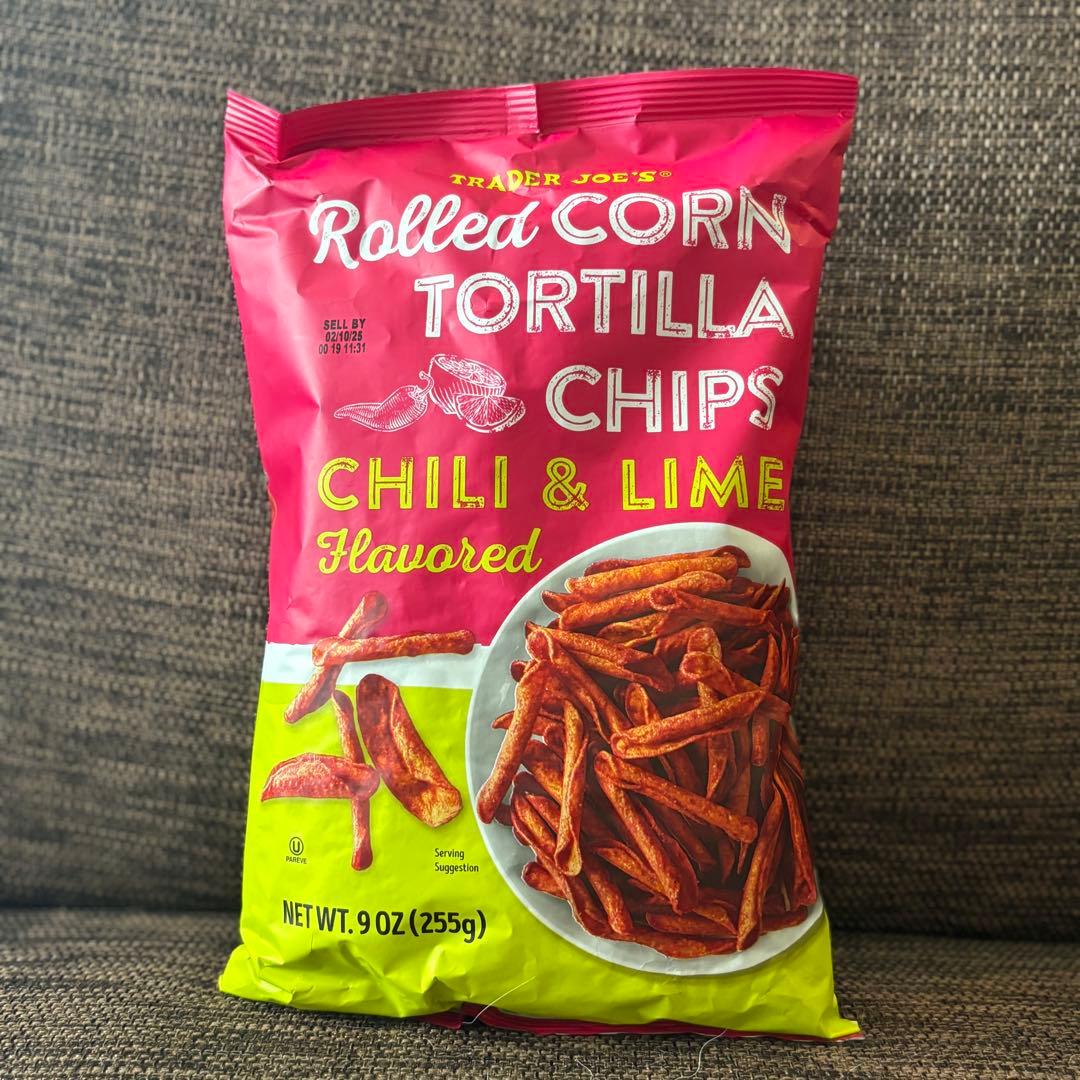 リンツ スニッカードゥードゥル シナモン 2袋、トルティーヤ2袋