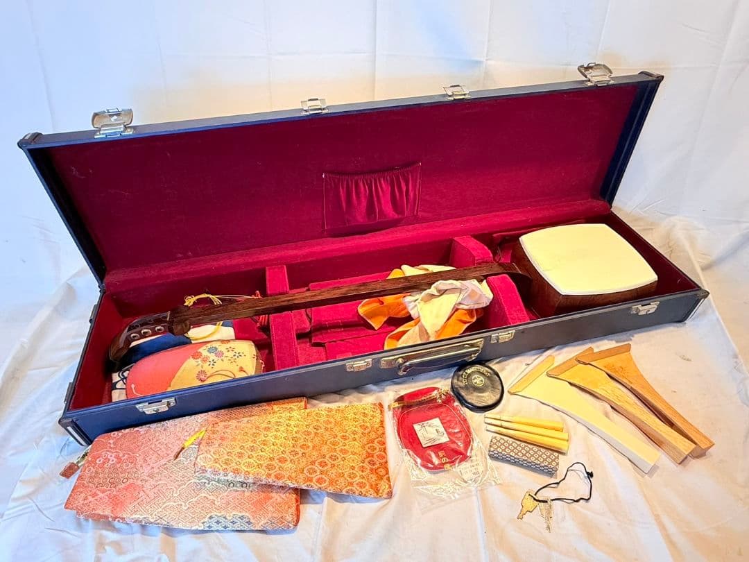 三味線　和楽器　細棹　長唄　撥　ハードケース　付属