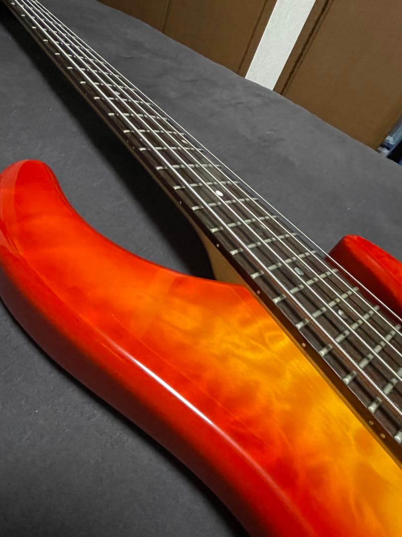 ベース Bossa tribute TOBJ5