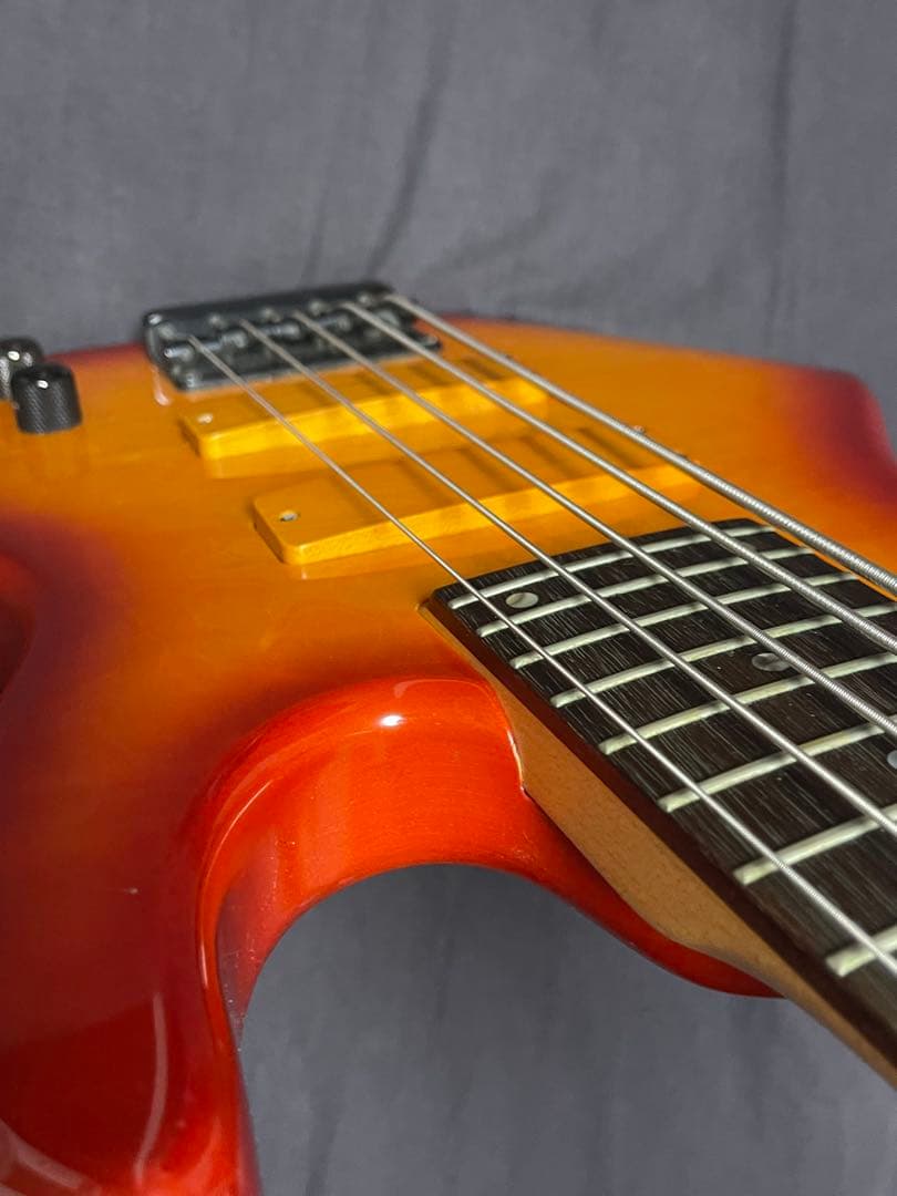 ベース Bossa tribute TOBJ5